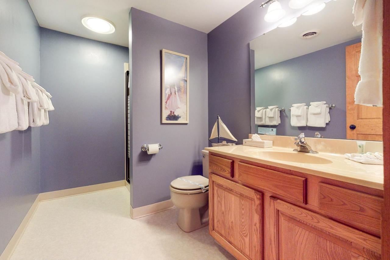 Chanticleer Inn: Hudson House Eagle River Bagian luar foto