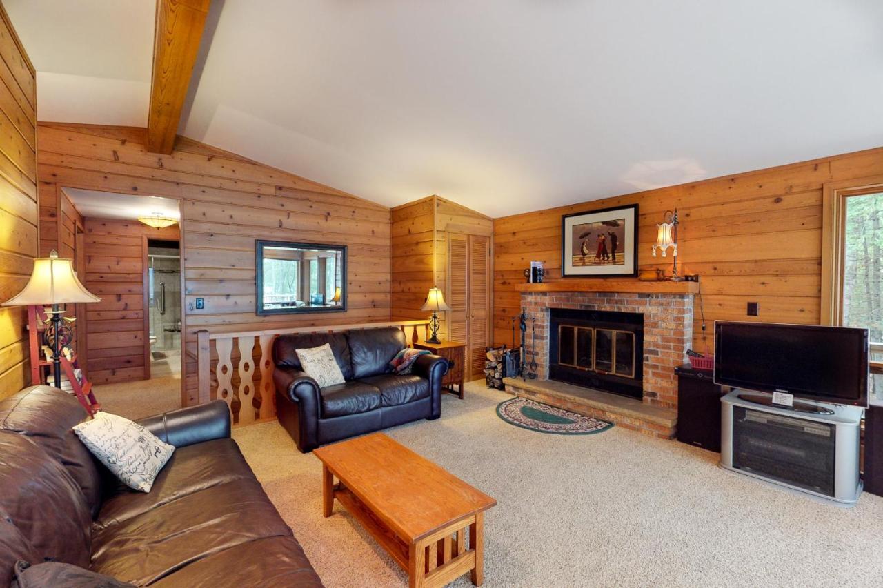 Chanticleer Inn: Hudson House Eagle River Bagian luar foto