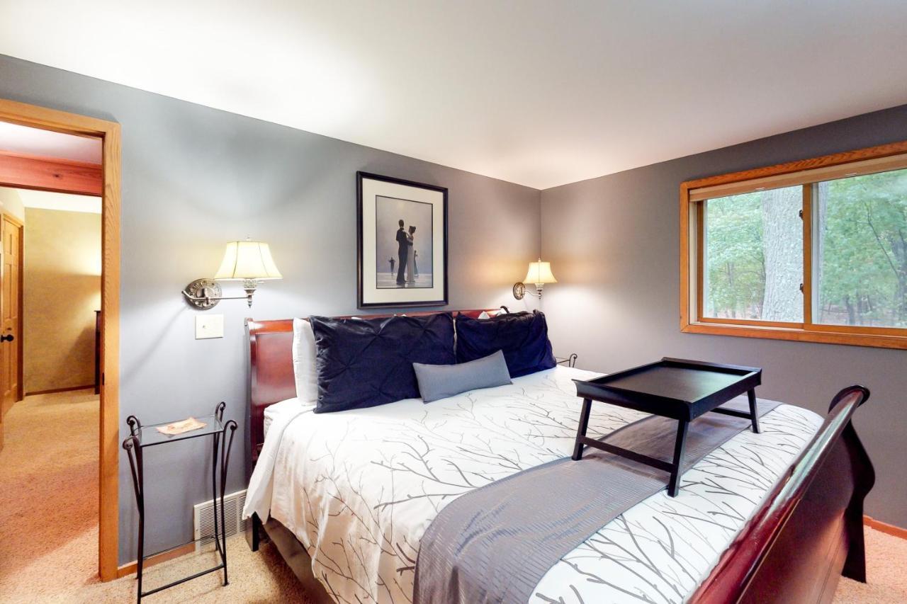 Chanticleer Inn: Hudson House Eagle River Bagian luar foto