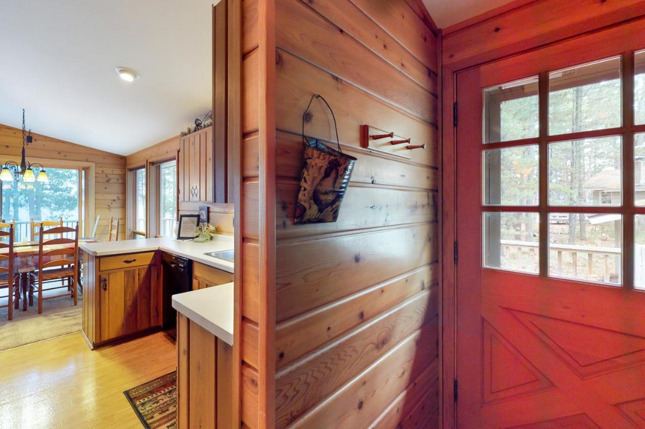 Chanticleer Inn: Hudson House Eagle River Bagian luar foto